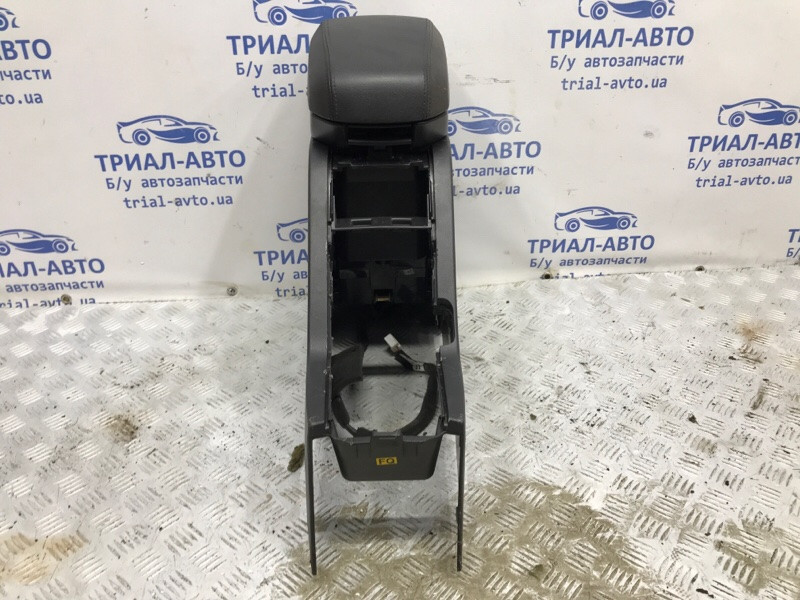 Подлокотник Chevrolet Captiva C100 2.4 БЕНЗИН Z24SED 2006 (б/у) Киев - изображение 4