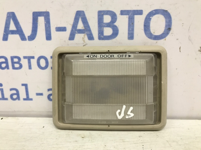 Плафон задний Mitsubishi Pajero Sport K9 3.0 БЕНЗИН 6G72 1996 (б/у) Київ - зображення 1