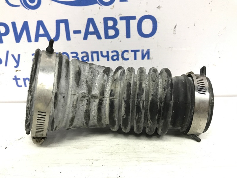 Патрубок воздушного фильтра Nissan Juke F15 1.6 TURBO MR16DDT 2010 (б/у) Киев - изображение 2