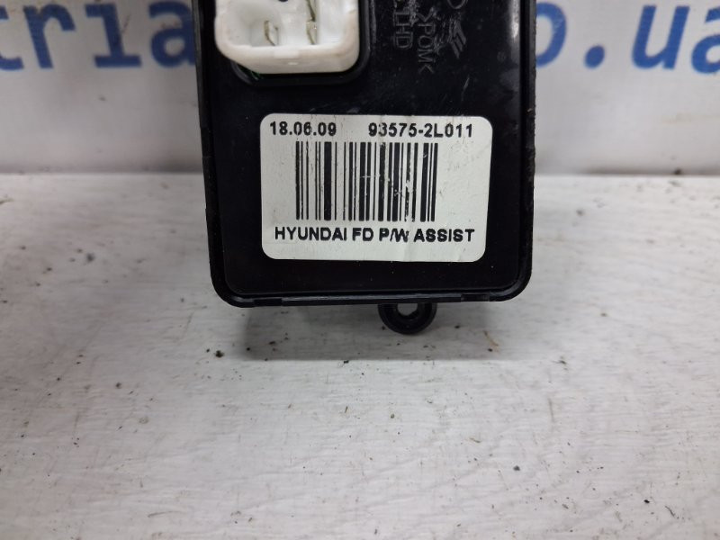 Кнопка стеклоподъемника Hyundai I30 FD 1.6 DIESEL D4FB 2007 (б/у) Київ - зображення 4