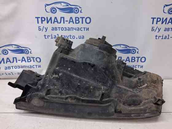 Фара правая галоген Mitsubishi Pajero Wagon 3 3.2 ДИЗЕЛЬ 4M41 1999 (б/у) Київ
