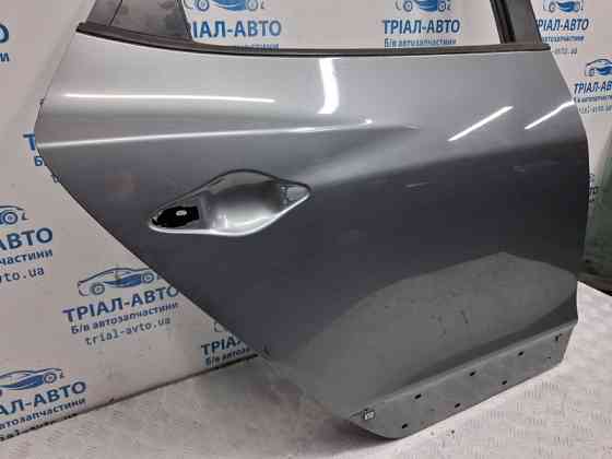 Дверь задняя правая Hyundai IX35 LM 1.7 DIESEL D4FD 2009 (б/у) Киев