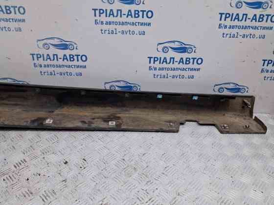 Накладка порога внешняя левая Hyundai IX35 LM 1.7 DIESEL D4FD 2009 (б/у) Киев
