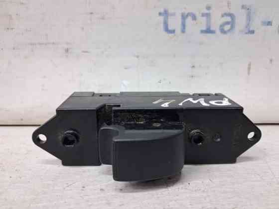 Кнопка стеклоподъемника Mitsubishi Pajero Wagon 4 3.2 ДИЗЕЛЬ 4M41 2006 (б/у) Киев