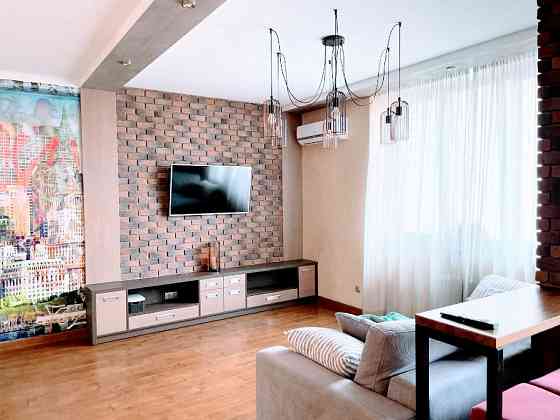 Оренда!!! Ахматової 30!!! Метро Позняки!!! Київ