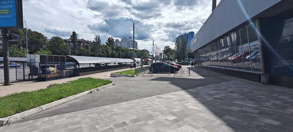 Оренда торгових приміщень в ТЦ Навігатор на бульварі Міхновського Київ - зображення 2
