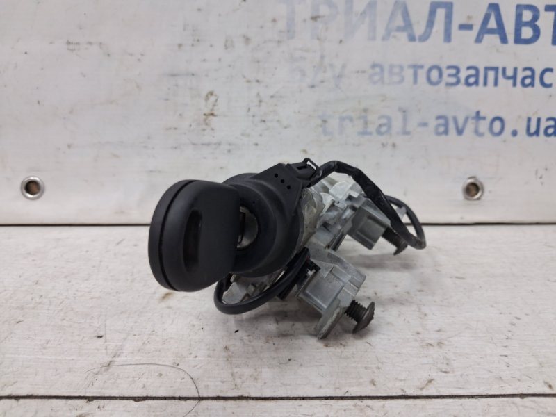 Замок зажигания Volkswagen Caddy 2K 1.9 DIESEL BJB 2003 (б/у) Киев - изображение 2