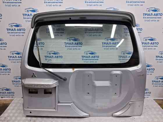 Крышка багажника Mitsubishi Pajero Wagon 3 3.2 ДИЗЕЛЬ 4M41 1999 (б/у) Київ