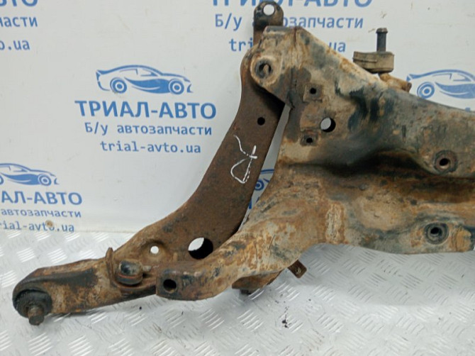 Балка передней подвески Mitsubishi Outlander CU 2.4 БЕНЗИН 4G69 2003 (б/у) Київ - зображення 2