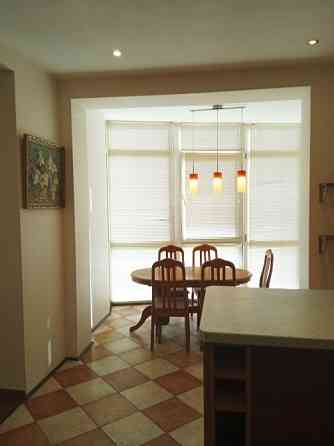 м.Контрактовая площадь 10мин.Сдам квартиру. Киев