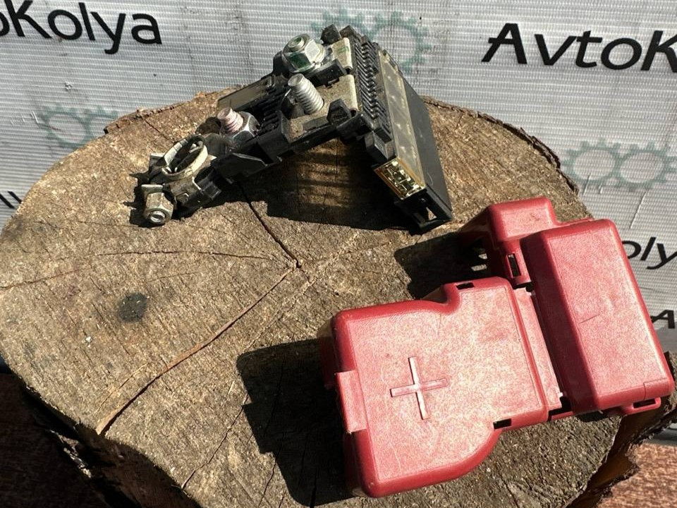 Клемма датчик аккумулятора плюс Nissan Note E11 2005-2012 Ковель - изображение 1