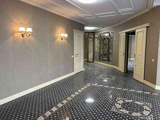 продажа 4-к квартира Киев, Голосеевский, 486000 $ Киев