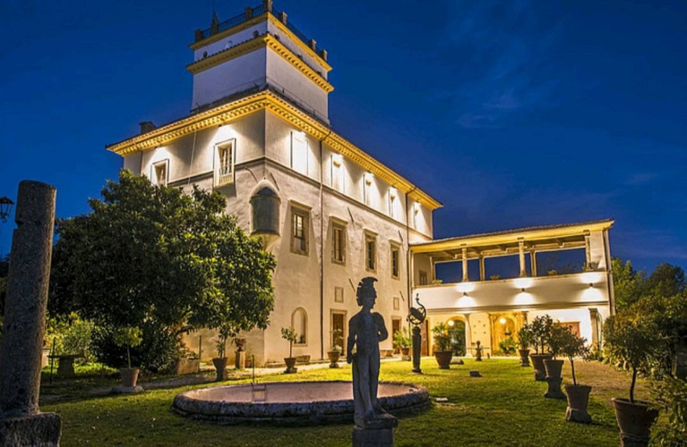 Продажа Вилла (Дворец) в Италии г.Риети (близ Рима) Киев - изображение 1