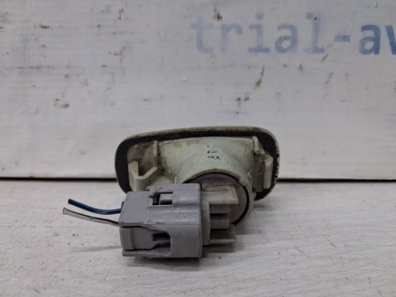 Повторитель поворотника Toyota Prado J120 4.0 1GR-FE 2002 (б/у) Киев - изображение 2