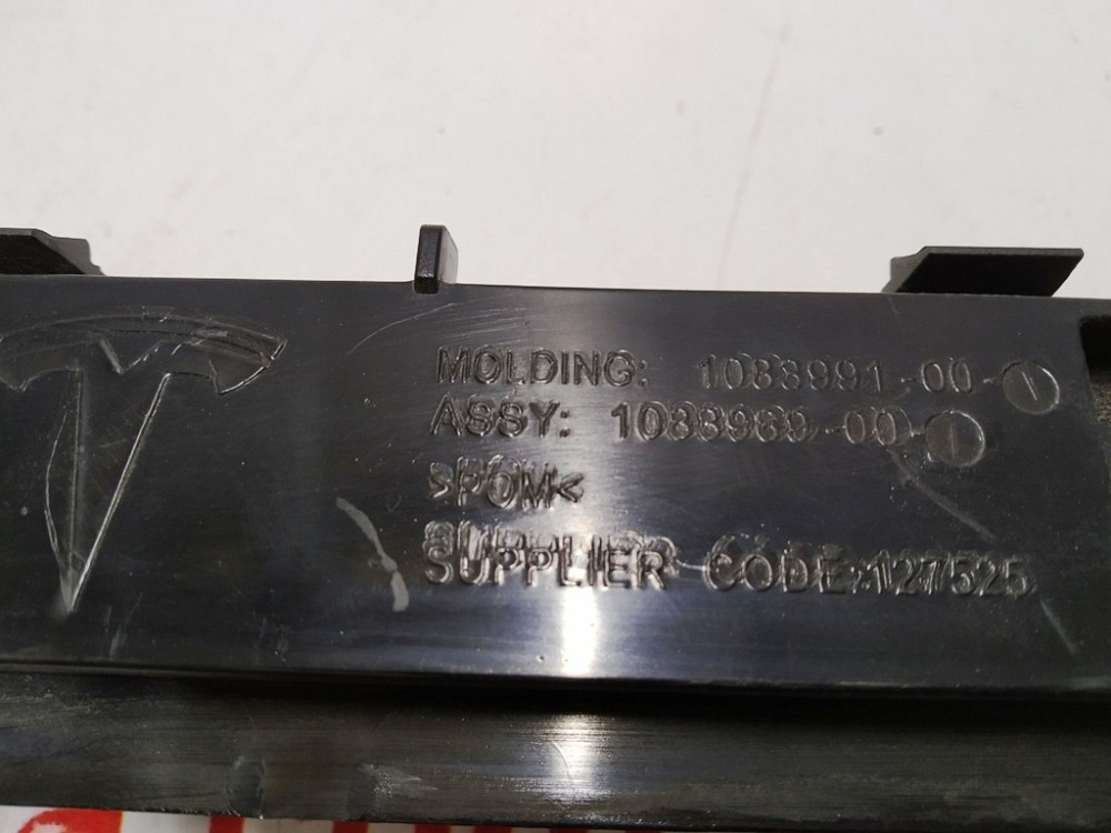 Кронштейн крепления заднего бампера правый с повреждением Tesla model 3 1083989-00-I Київ - зображення 4