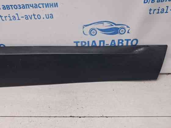 Накладка двери Jeep Cherokee KL 2.4 БЕНЗИН ED6 2013 перед. прав. (б/у) Киев