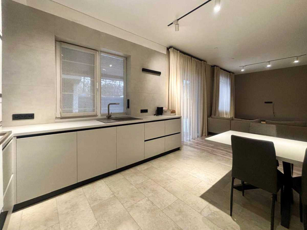 продажа 4-к коттедж Киево-Святошинский, Ирпень, 200000 $ Ирпень - изображение 2