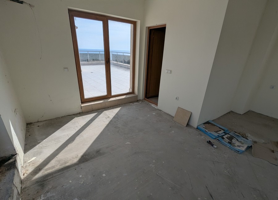 Двухуровневая 2-х комнатная квартира в центре города и в 500 м от пляжа в г. Бяла (Болгария) Киев - изображение 8