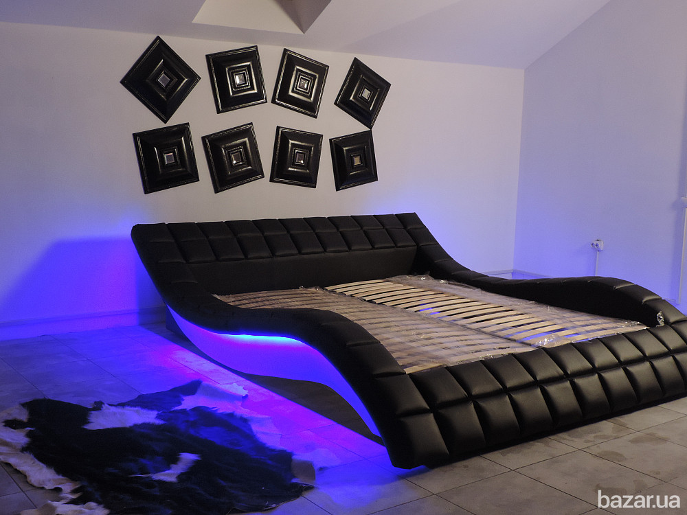 Кожаная двуспальная кровать Alibi с подсветкой. двоспальне ліжко Київ - зображення 1