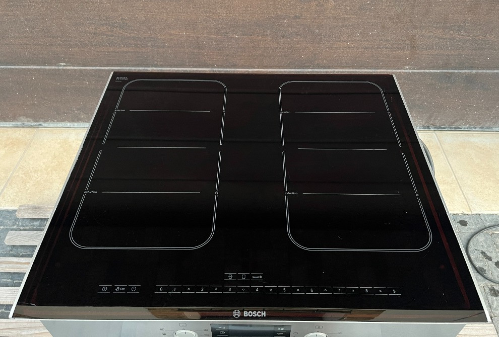 Індукційна поверхня Bosch плита врізна 58х52см Бережани - зображення 1