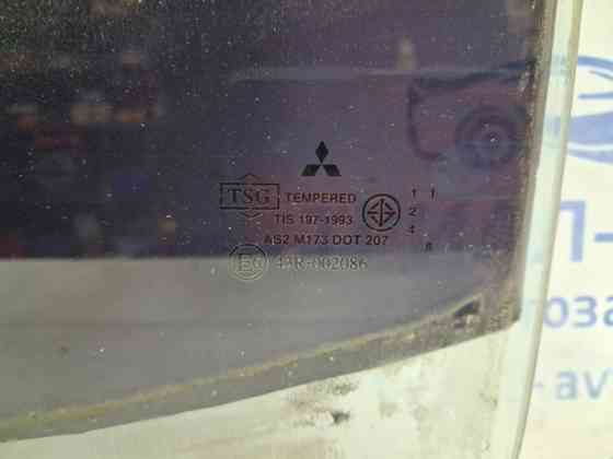 Стекло двери заднее левое Mitsubishi L200 KB 2.5 DIESEL 4D56 2006 (б/у) Київ