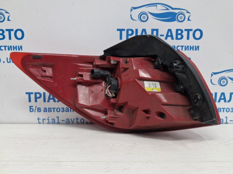 Фонарь задний внешний правый Kia Sportage SL 1.7 DIESEL D4FD 2010 (б/у) Киев - изображение 4