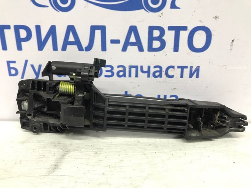 Ручка двери внешняя передняя левая Toyota Avensis T25 1.8 БЕНЗИН 1ZZFE 2002 (б/у) Киев - изображение 3