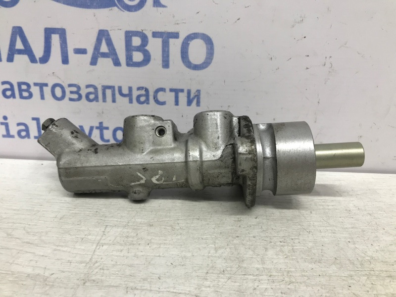 Тормозной цилиндр главный Toyota Avensis T25 2.0 DIESEL 1CDFTV 2002 (б/у) Київ - зображення 3