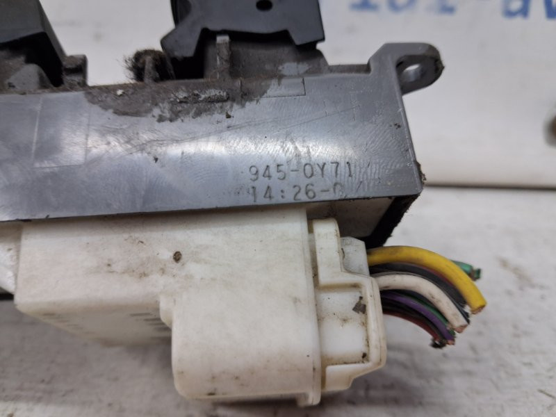 Блок управления стеклоподъемниками Toyota Camry 2006-2011 8482033251 (Арт. 63936) Киев - изображение 5