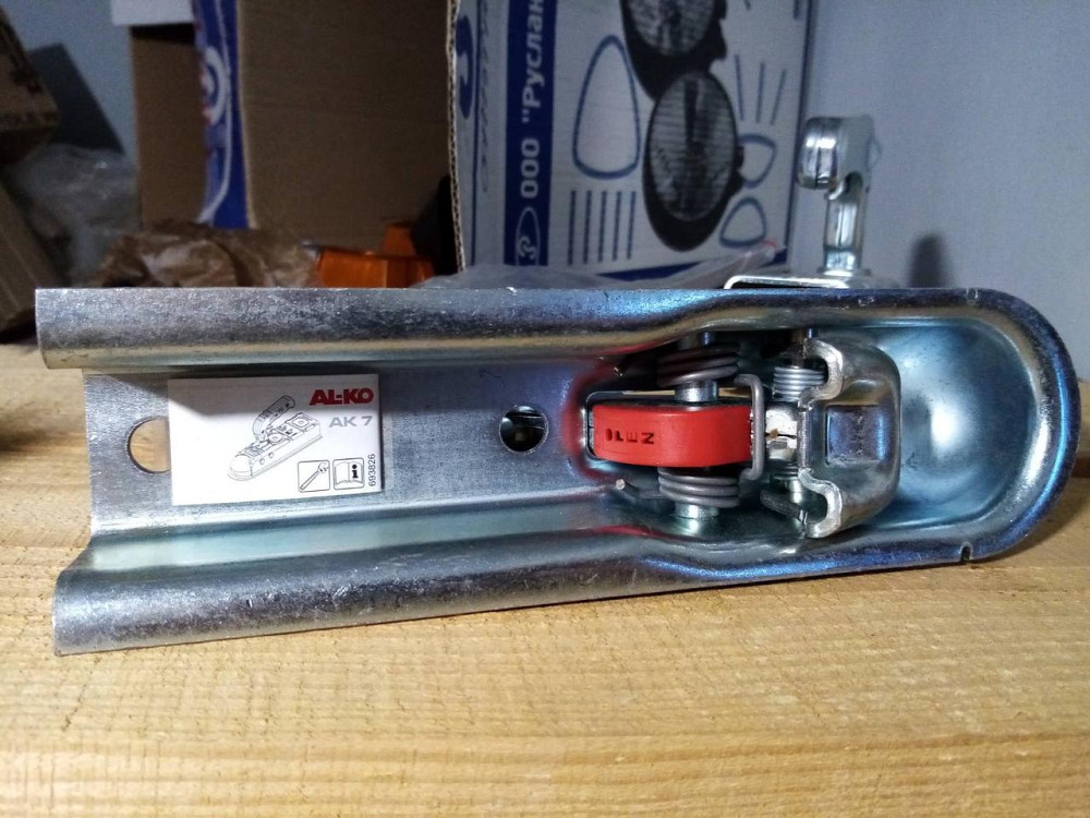 Зчіпний замок причепа  на дишло квадратне 40 мм Баришівка - зображення 5