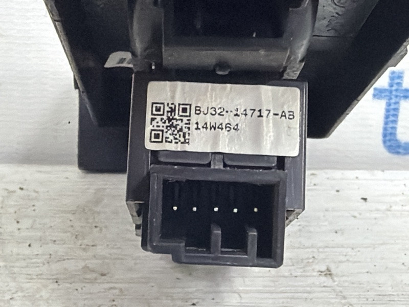 Кнопка стеклоподъемника  Land Rover Range Rover Evoque 2011-2018 LR025907 (Арт. 83253) Киев - изображение 3