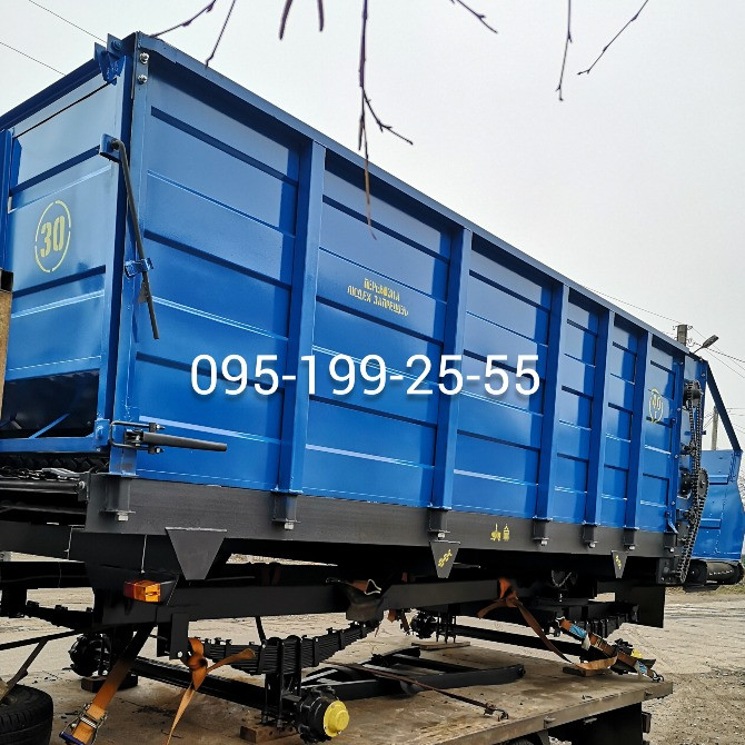 Кормороздавач КТУ-10 на поворотному колі Дніпро - зображення 2