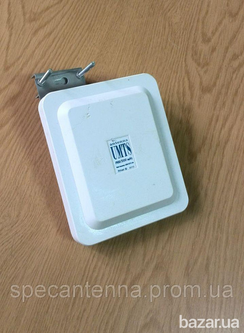 Антенна панельная 1730-2270 МГц 11 дБ, до 30 Вт, F коннектор Днепр - изображение 1