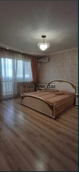 Оренда 2-х кв. квартира, м. Виставковий центр, є Генератор, № 11204897 Київ - зображення 1