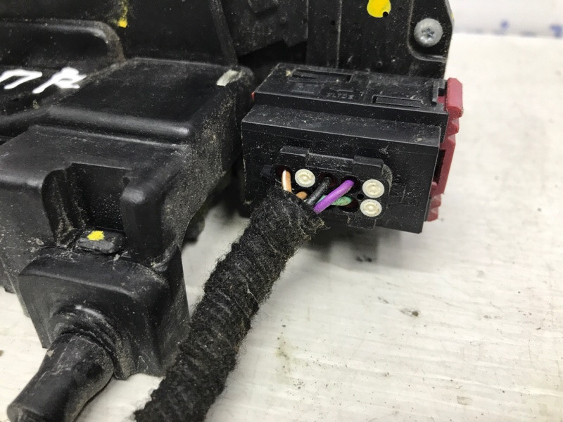 Замок двери передний правый Chevrolet Captiva C100 2.4 БЕНЗИН Z24SED 2006 (б/у) Київ - зображення 3