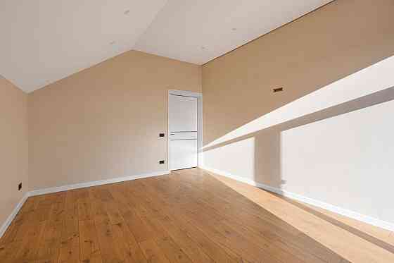 продажа 6-к дом Яворовский, Борки, 380000 $ 