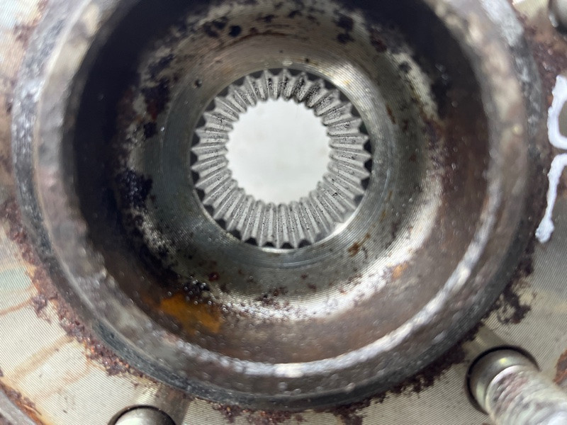 Цапфа задняя левая со ступицей Hyundai Santa fe CM 2.2 DIESEL D4HB 2005 (б/у) Киев - изображение 2