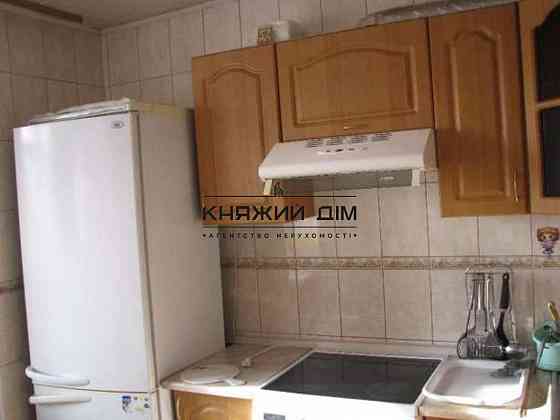 Оренда роздільної 2-х к. квартири м. Деміївська .№ 11106320 Киев