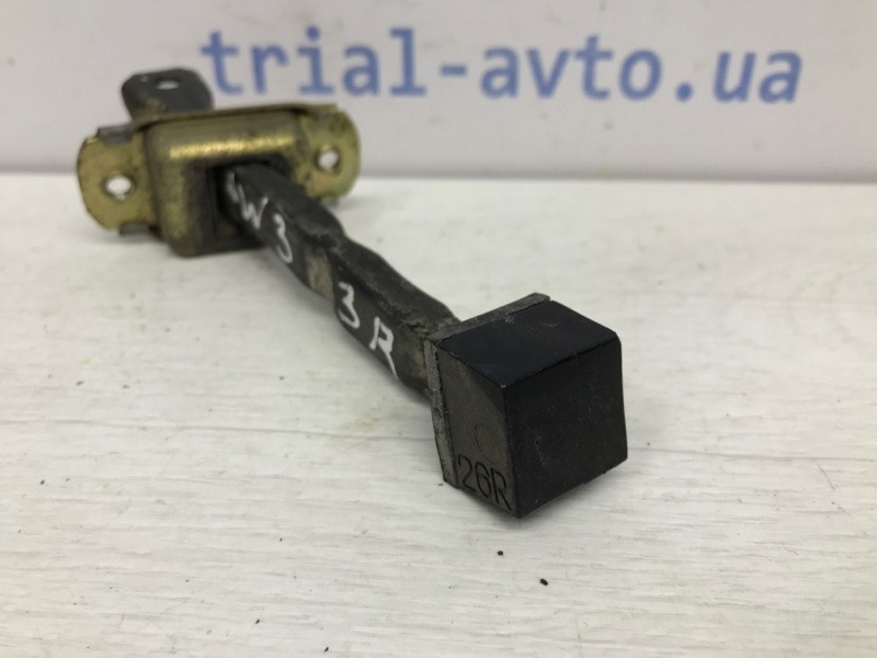 Ограничитель двери задний правый Mitsubishi Pajero Wagon 3 3.2 ДИЗЕЛЬ 4M41 1999 (б/у) Київ - зображення 3