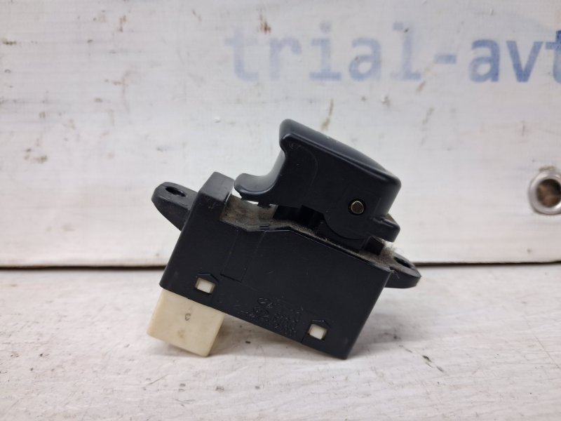 Кнопка стеклоподъемника Hyundai Sonata 2004-2010 935803K110QS (Арт. 67309) Киев - изображение 1