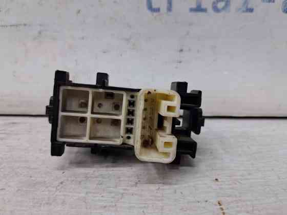 Кнопка стеклоподъемника Toyota RAV 4 A30 2.0 БЕНЗИН 1AZFE 2005 (б/у) Киев