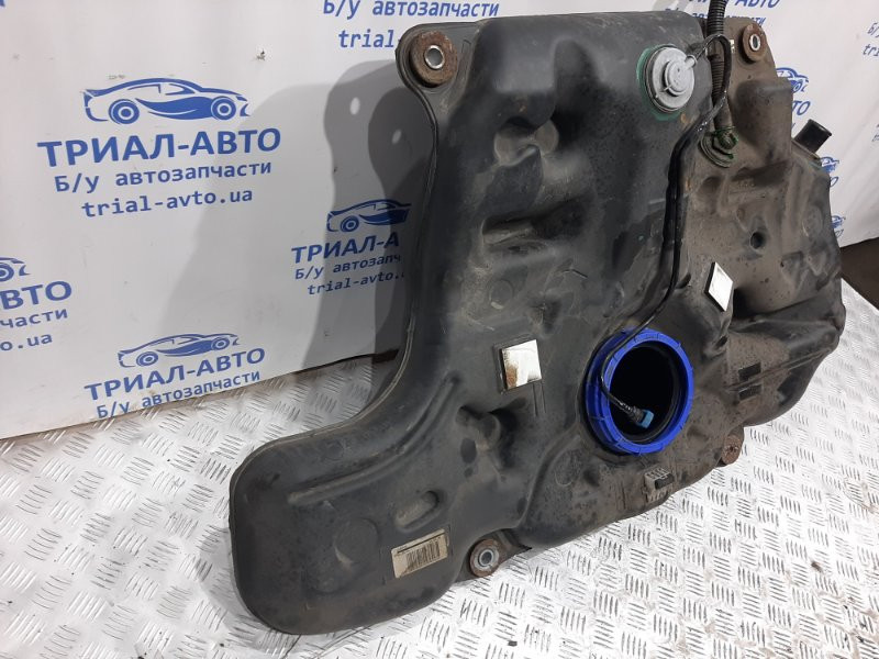 Бак топливный пластик Toyota Avensis T27 1.8 БЕНЗИН 2ZRFAE 2009 (б/у) Київ - зображення 2