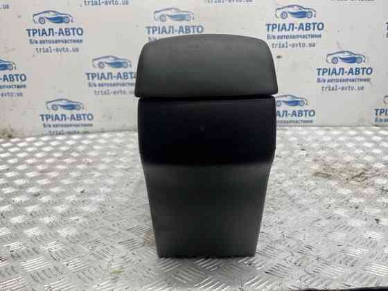 Подлокотник Mazda 3 2003-2009 BN8P-64-420G 02 (Арт. 81551) Київ