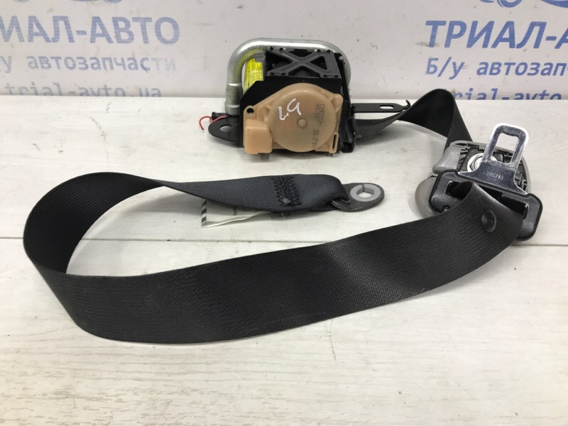 Ремень безопасности передний правый Mitsubishi Lancer 9 1.6 БЕНЗИН 4G18 2003 (б/у) Київ - зображення 1