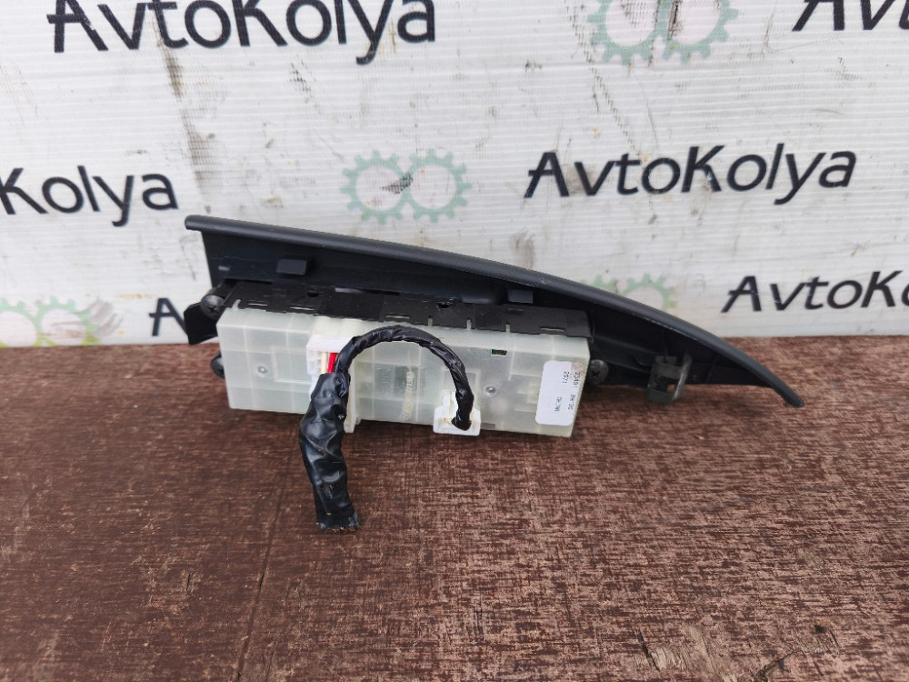 Блок управления стеклоподъемниками Nissan Note E11 2005-2012 (25401-BH12C) Ковель - зображення 2