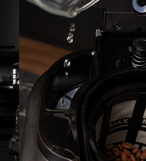 Кофеварка капельная Liberton LCM-2203 950 Вт черная Київ - зображення 4