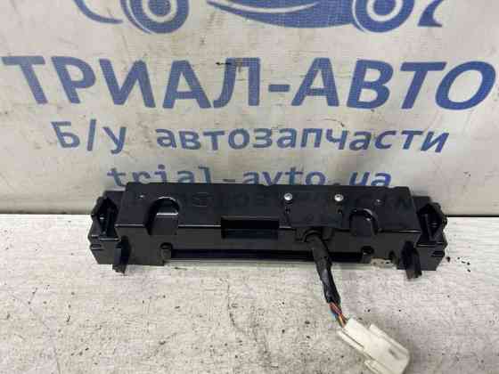 Дисплей информационный Mazda 3 2003-2009 BAP5-61-1J0 (Арт. 81568) Киев
