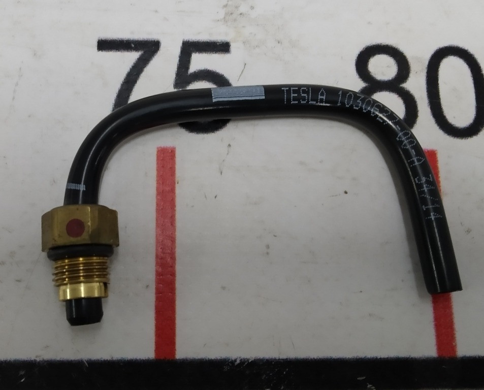Трубка выпускная пневмоподвески DM Tesla model S 1030627-00-A Київ - зображення 1