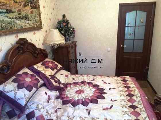 Простора, роздільна 2-х к. Кв. біля ст. м. Дружби народів. № 11155642 Київ