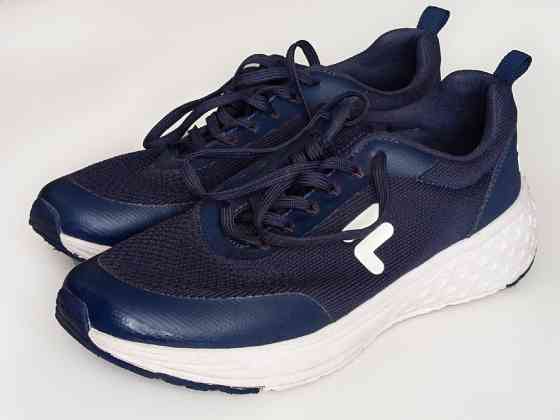 Кросівки Fila темно-сині, легкі, зручнсі та комфортні Вишгород